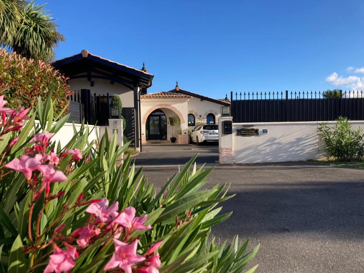 Hotel Particulier - Les Lodges Du Bassin D'Arcachon- Petit-Dejeuner Sur Demande- Prestations Haut De Gamme Gujan-Mestras Bagian luar foto